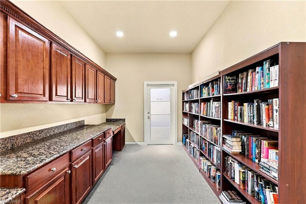 11520 Villa Grand, Unit 1020, Fort Myers, FL 33913 Photo