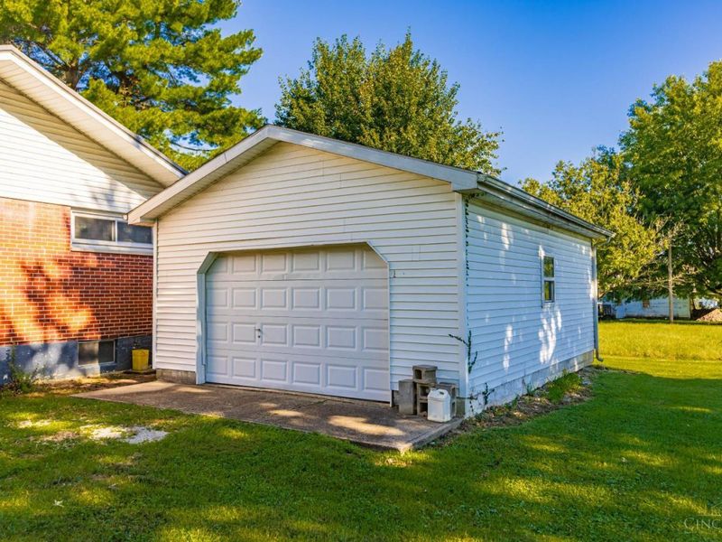 90 Sycamore Street, Winchester, OH 45697 Photo 32
