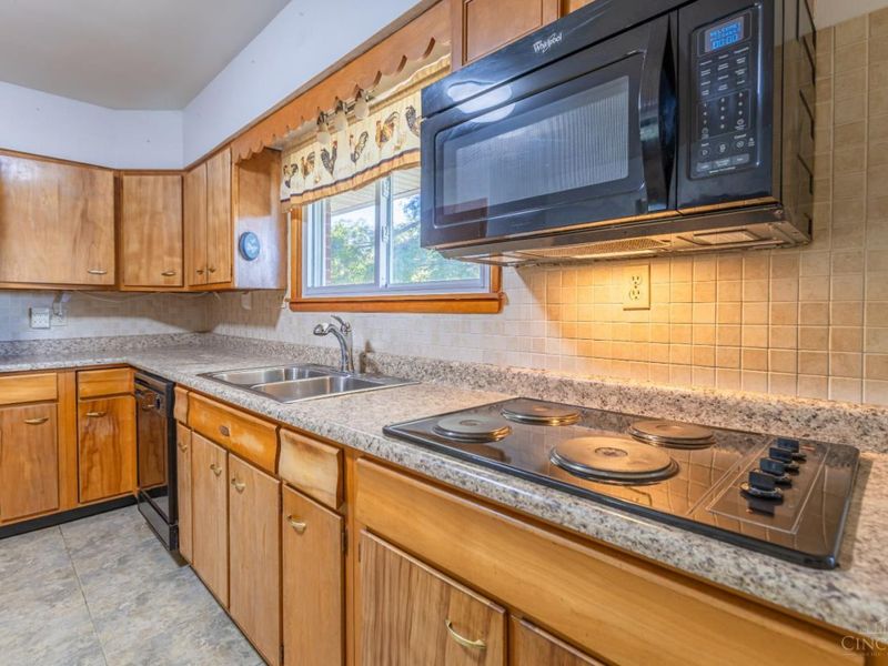 90 Sycamore Street, Winchester, OH 45697 Photo 4