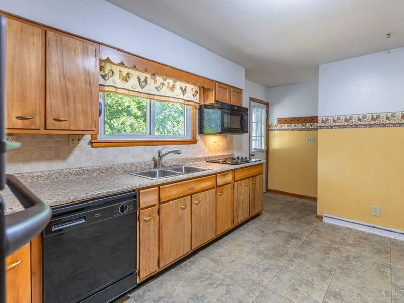 90 Sycamore Street, Winchester, OH 45697 Photo 6