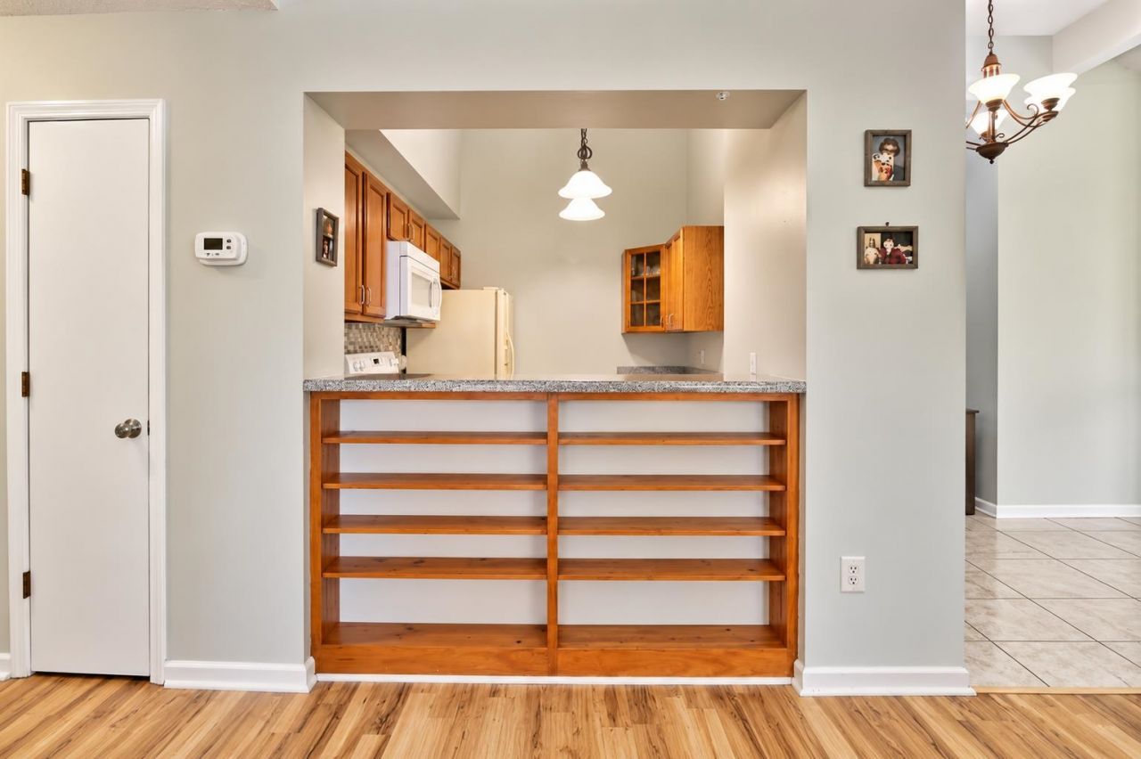 126 Whitehaven Ct. Photo 6