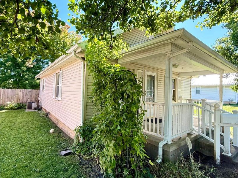 327 E Elm Street, Washington Court House, OH 43160 Photo 3