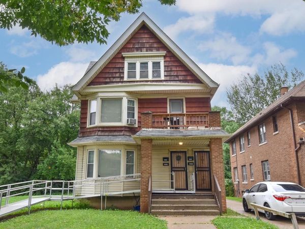 3042 N 45th STREET, Unit 3044, Milwaukee, WI 53210