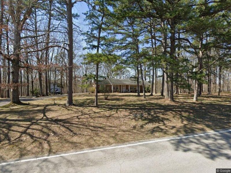 118 Indian Creek Rd , Hohenwald, TN 38462 Main Photo