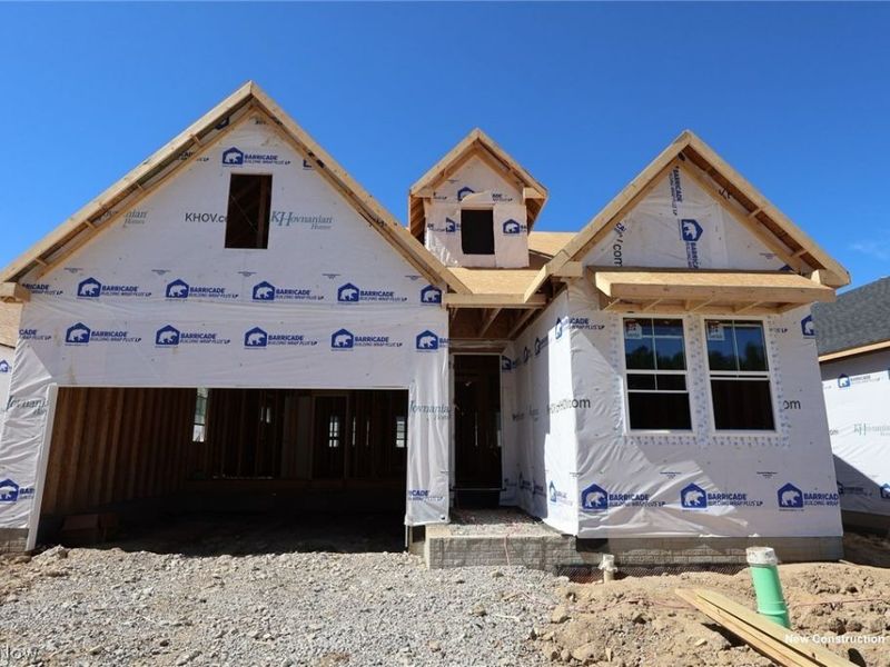 2462 Merriment Drive, Amherst, OH 44001 Photo 1