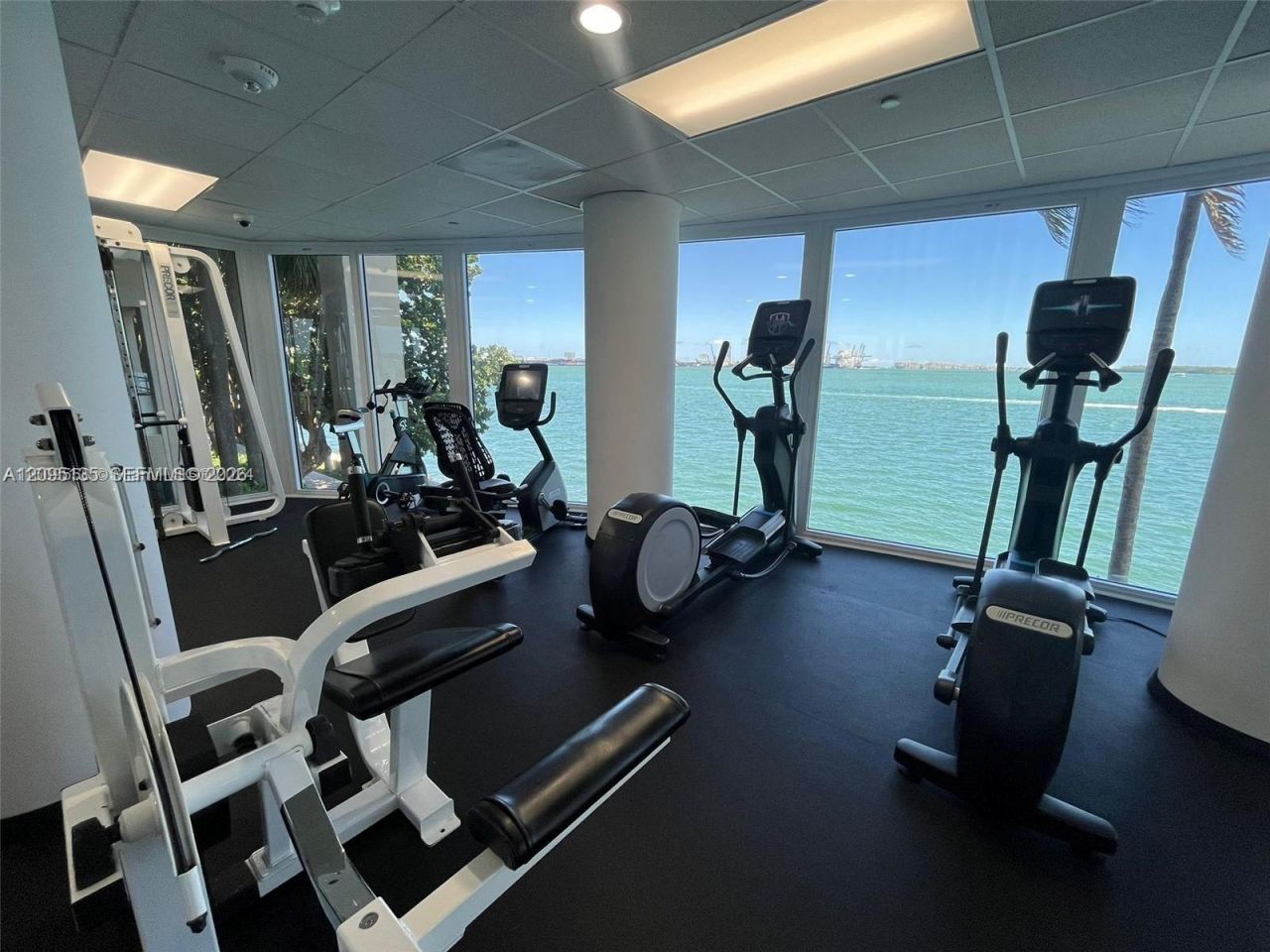 Please Call For Address, Unit 1611, Miami, FL 33131 Photo