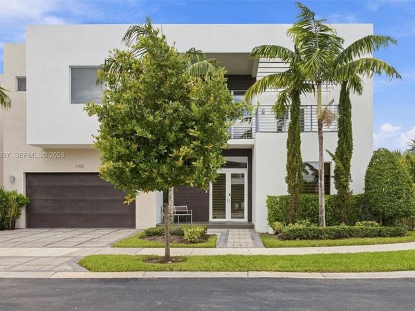 7482 NW 99th Ct , Doral, FL 33178
