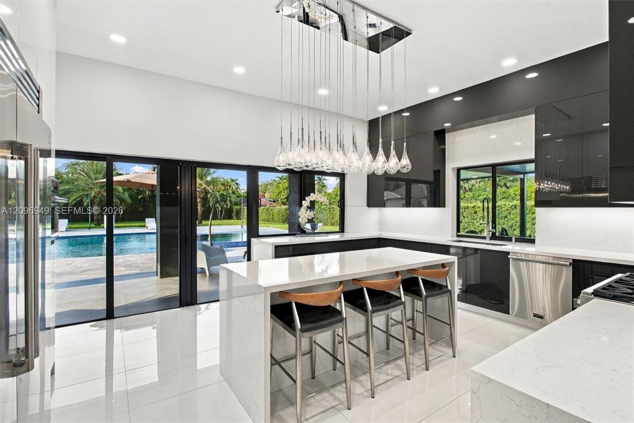 9995 NW 131st St , Hialeah Gardens, FL 33018 Photo