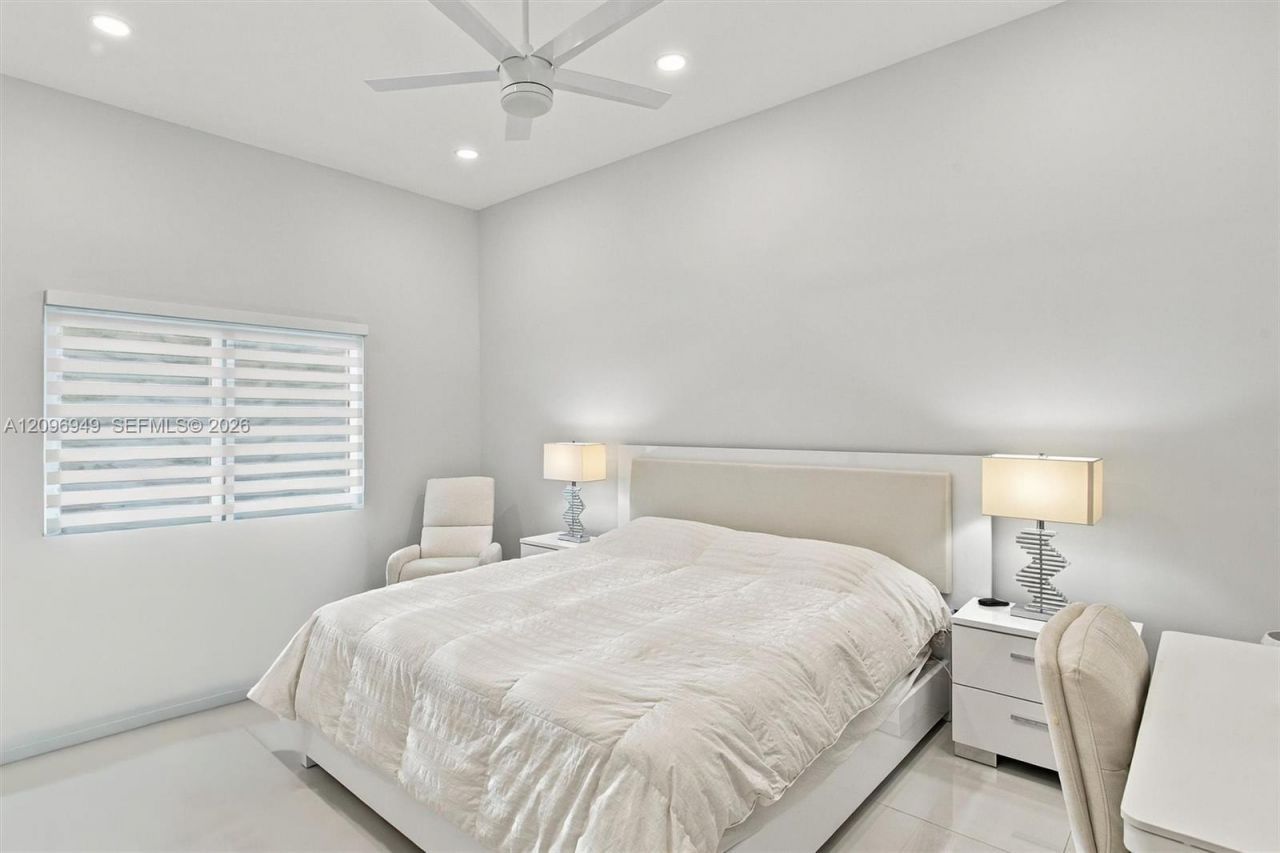 9995 NW 131st St , Hialeah Gardens, FL 33018 Photo