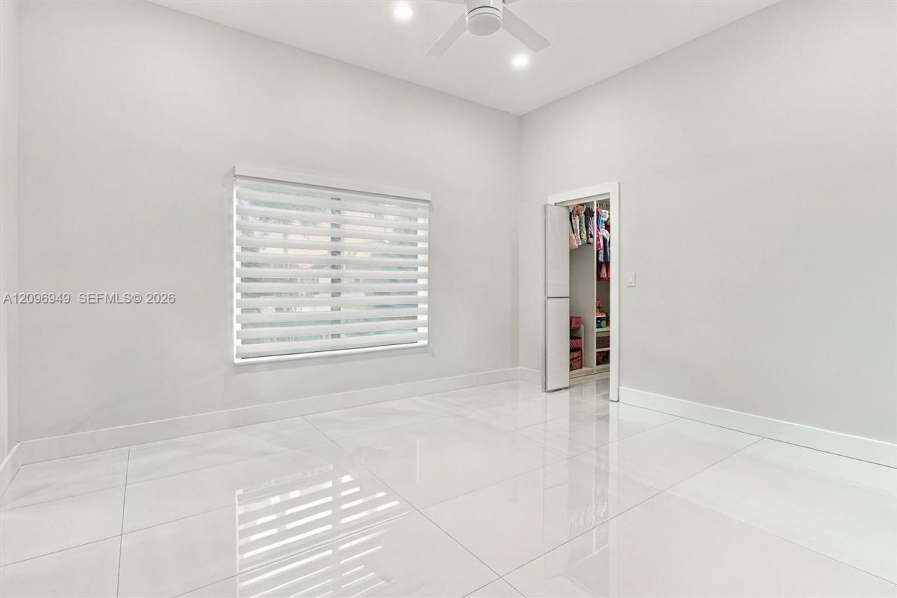 9995 NW 131st St , Hialeah Gardens, FL 33018 Photo