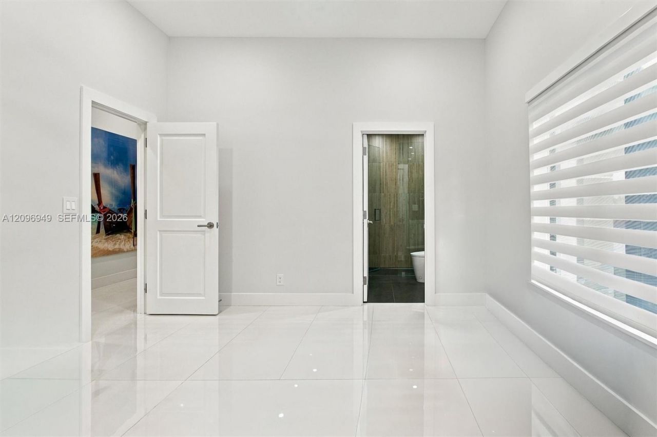 9995 NW 131st St , Hialeah Gardens, FL 33018 Photo