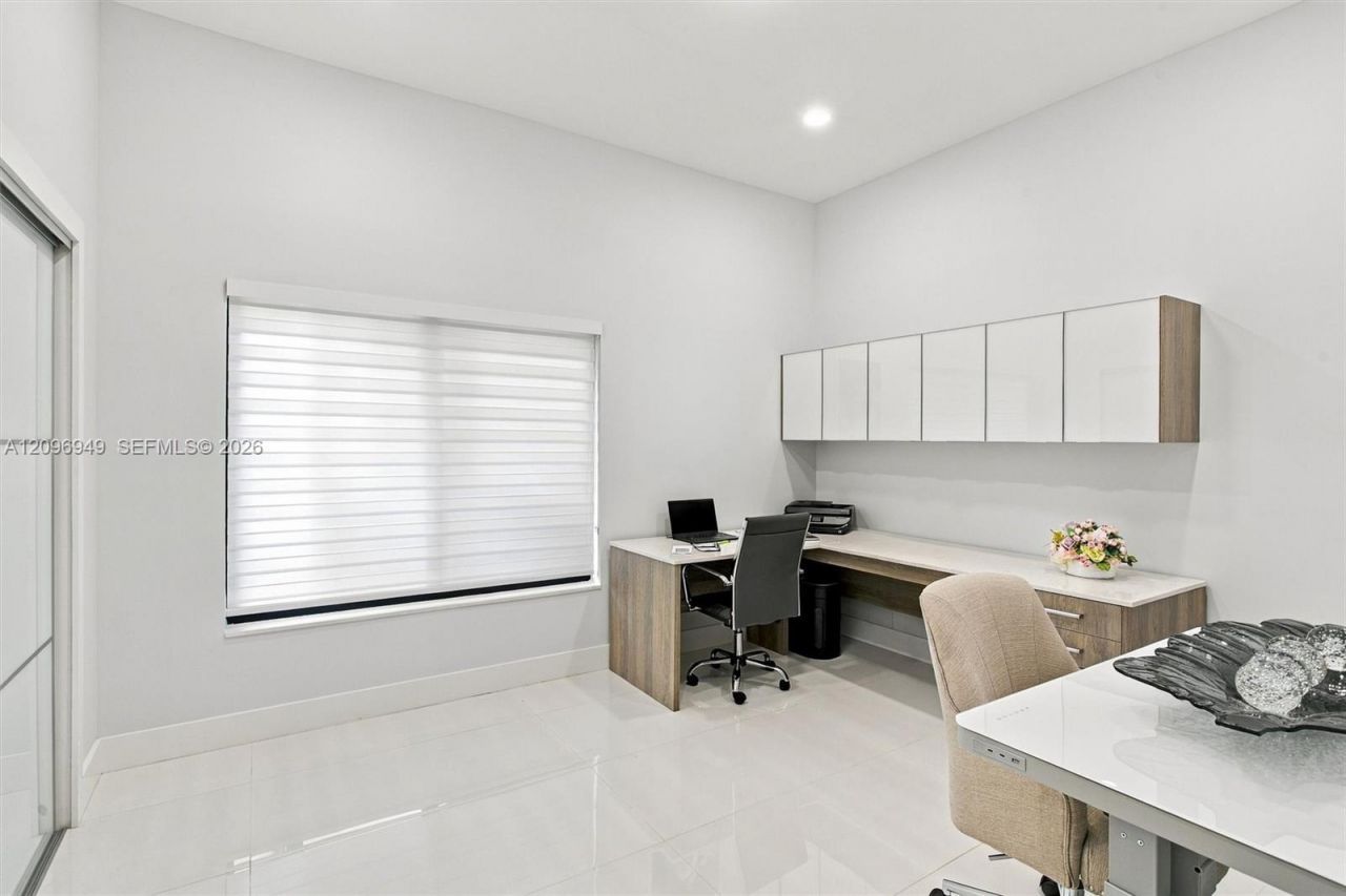 9995 NW 131st St , Hialeah Gardens, FL 33018 Photo