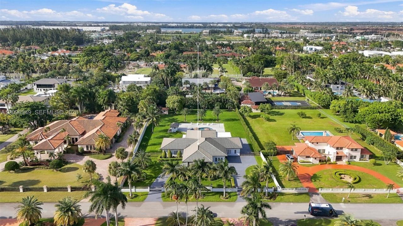 9995 NW 131st St , Hialeah Gardens, FL 33018 Photo