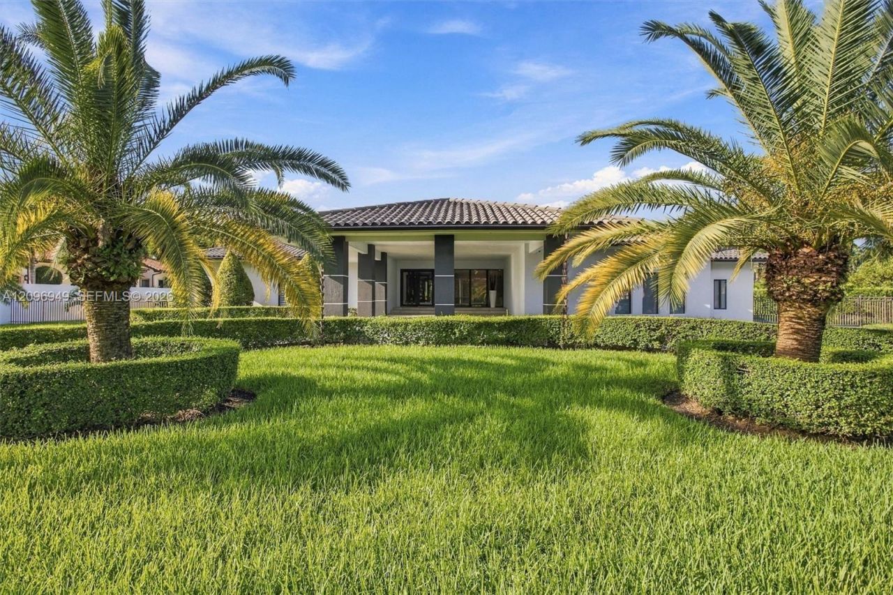9995 NW 131st St , Hialeah Gardens, FL 33018 Photo
