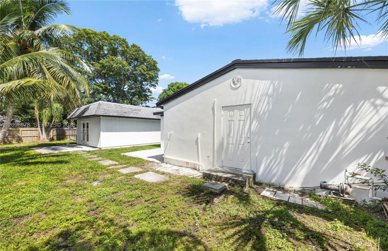 417 SW 1st Ave , Boynton Beach, FL 33435 Photo