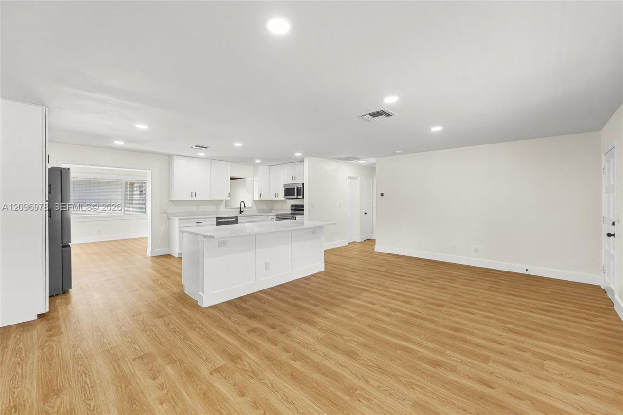 417 SW 1st Ave , Boynton Beach, FL 33435 Photo