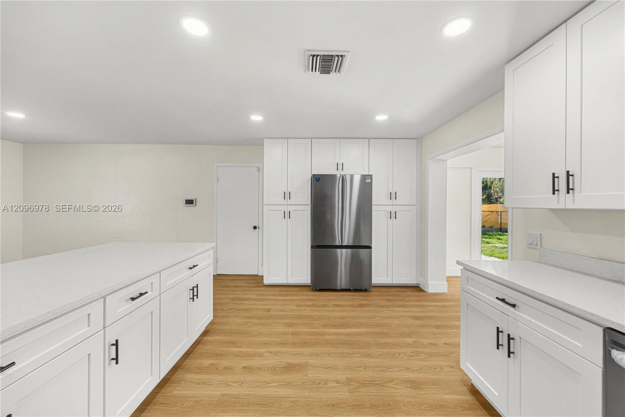 417 SW 1st Ave , Boynton Beach, FL 33435 Photo