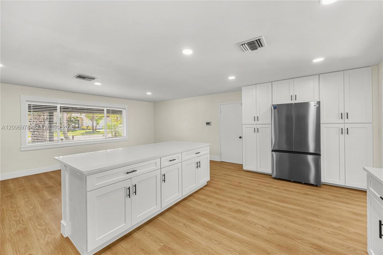 417 SW 1st Ave , Boynton Beach, FL 33435 Photo