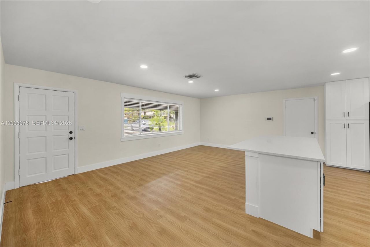 417 SW 1st Ave , Boynton Beach, FL 33435 Photo