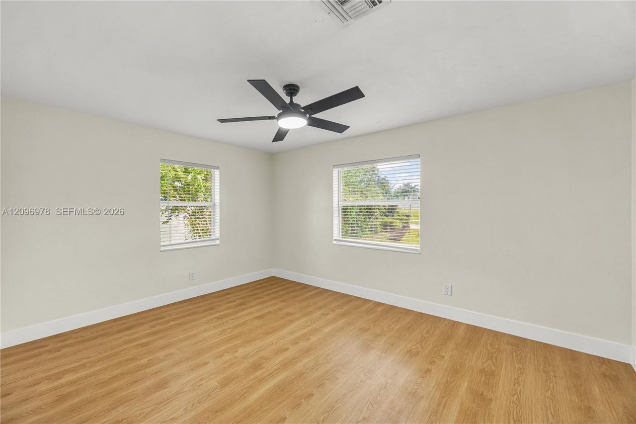 417 SW 1st Ave , Boynton Beach, FL 33435 Photo