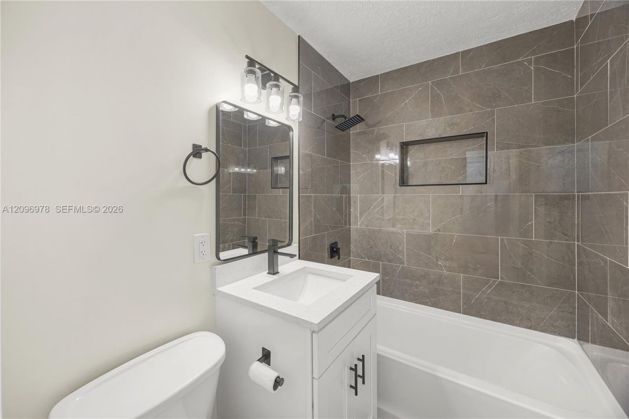 417 SW 1st Ave , Boynton Beach, FL 33435 Photo