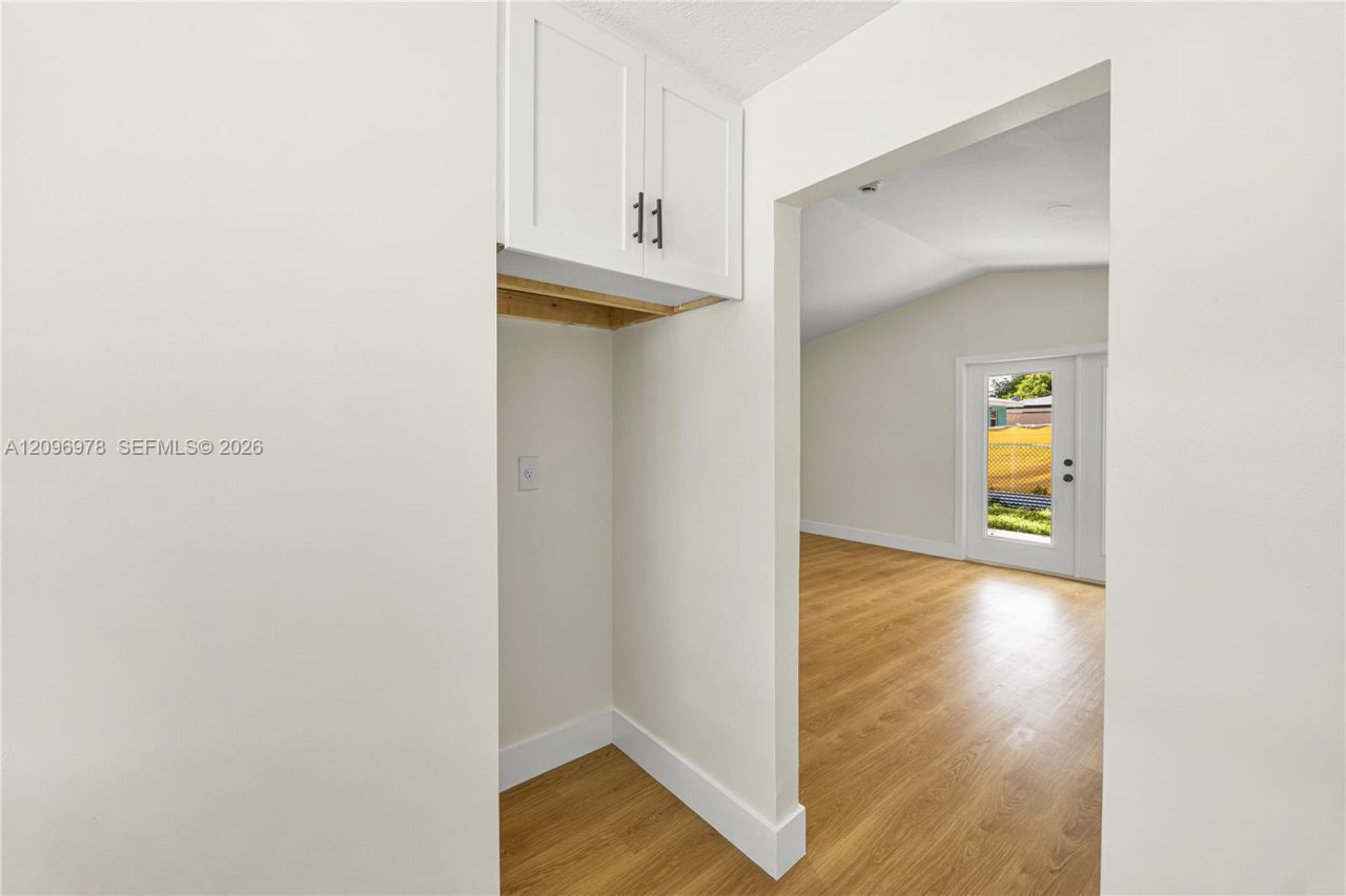 417 SW 1st Ave , Boynton Beach, FL 33435 Photo