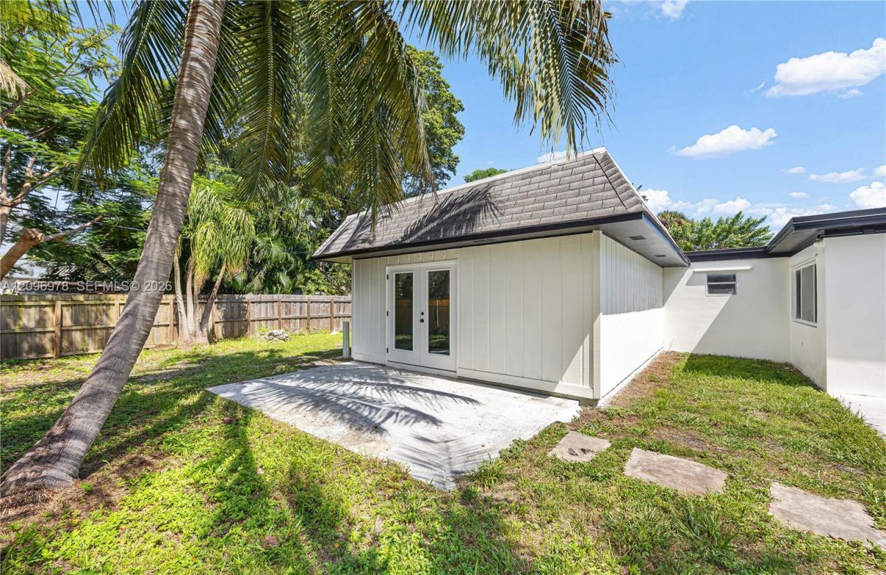 417 SW 1st Ave , Boynton Beach, FL 33435 Photo