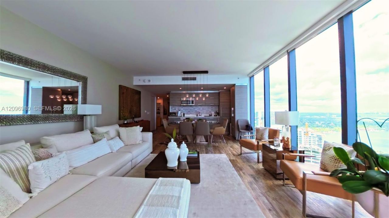 650 NE 32nd St, Unit 3707, Miami, FL 33137 Photo