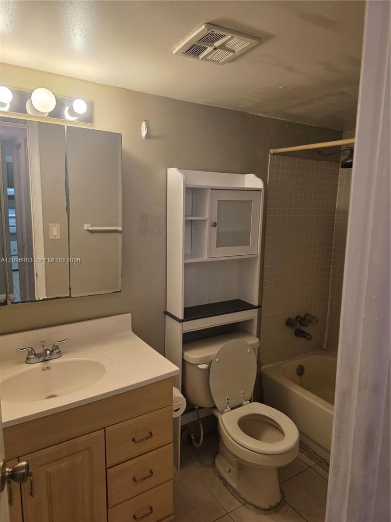 12035 NE 2nd Ave , Unit A112, North Miami, FL 33161 Photo