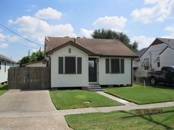 538 VICTORY Drive , Westwego, LA 70094
