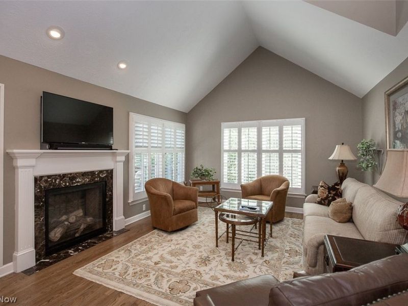 878 Hampton Court, Sagamore Hills, OH 44067 Photo 12