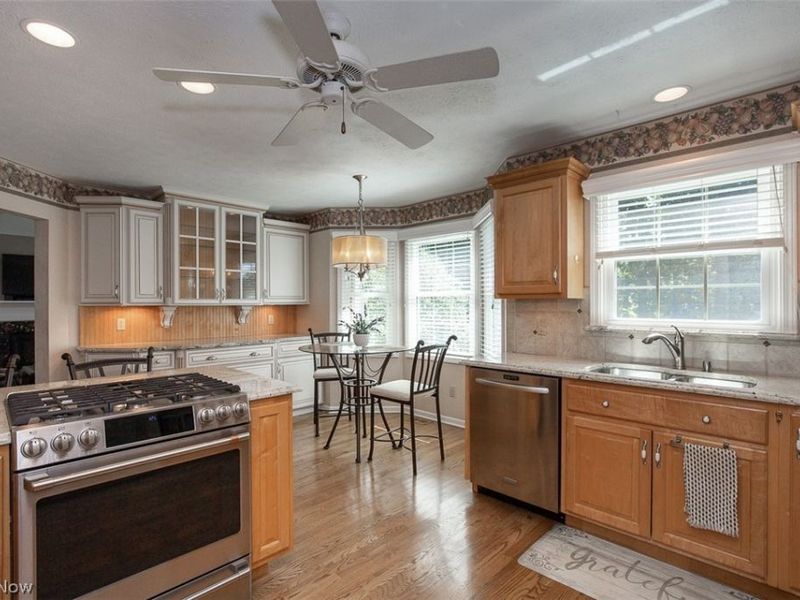 878 Hampton Court, Sagamore Hills, OH 44067 Photo 19