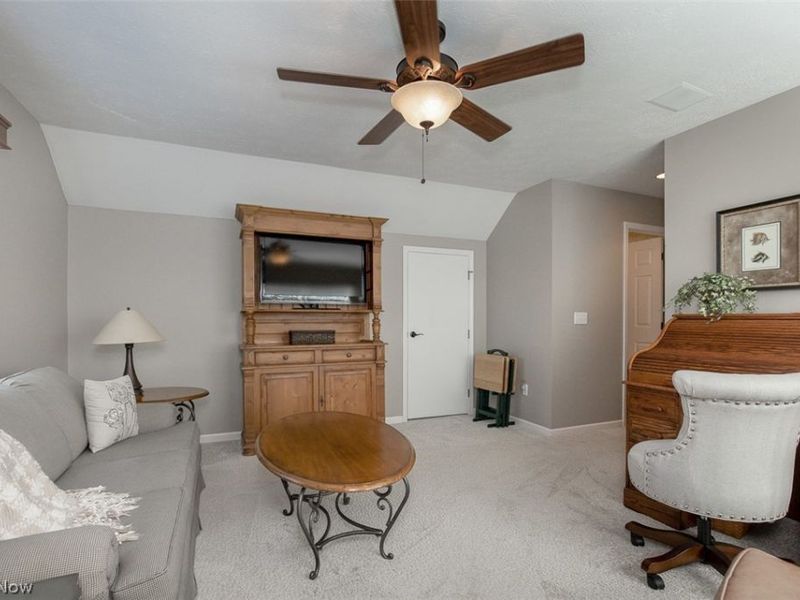 878 Hampton Court, Sagamore Hills, OH 44067 Photo 24