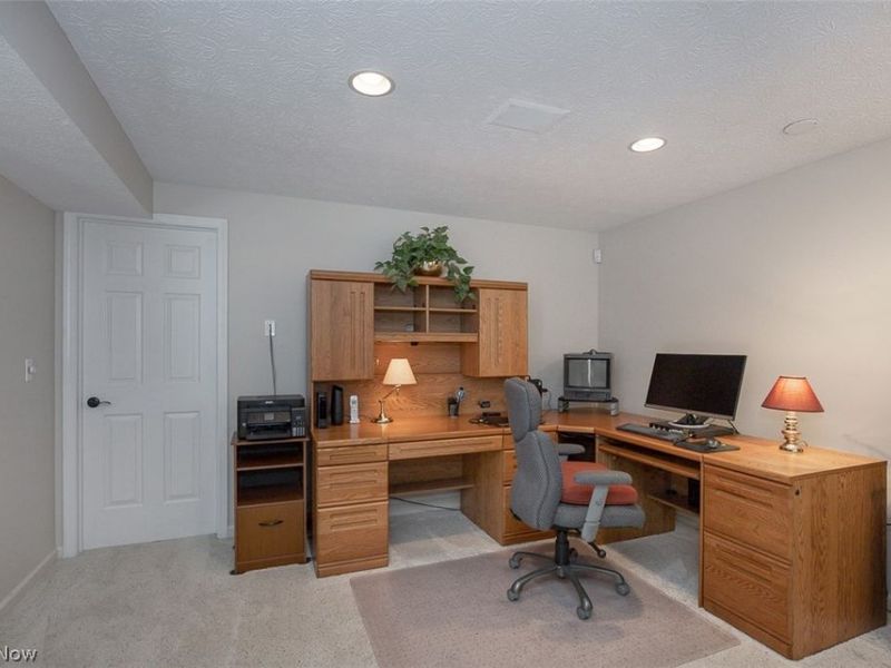 878 Hampton Court, Sagamore Hills, OH 44067 Photo 8