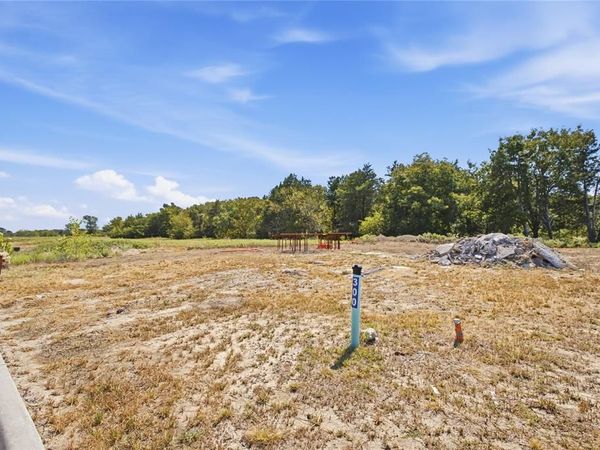 300 Trevor Lane, Greenville, TX 75402