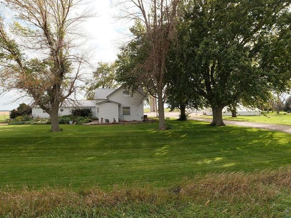 2747 360th Street, Rock Valley, IA 51247