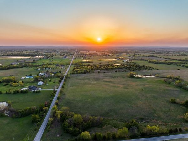 349 N Memorial Drive , Owasso, OK 74055