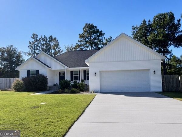 61 Esther Way, Jesup, GA 31545