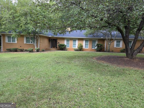 350 Castlegate Road, Macon, GA 31210
