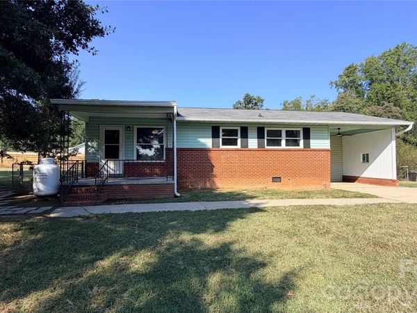 101 Craig Street , Stanley, NC 28164