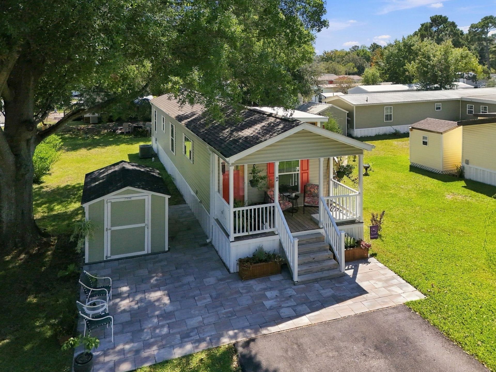 2 Buccaneer St. Photo 3