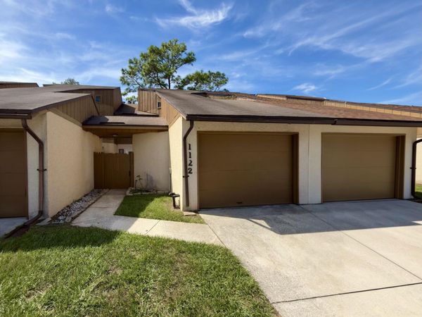 1122 ROMAINE Circle E, Jacksonville, FL 32225