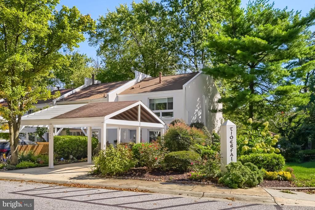 10252 WILDE LAKE TERRACE, COLUMBIA, MD 21044