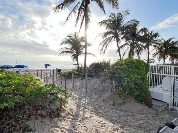 1985 S Ocean Dr, Unit 10G, Hallandale Beach, FL 33009