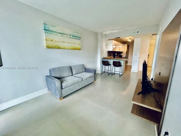 100 Lincoln Rd , Unit 420, Miami Beach, FL 33139
