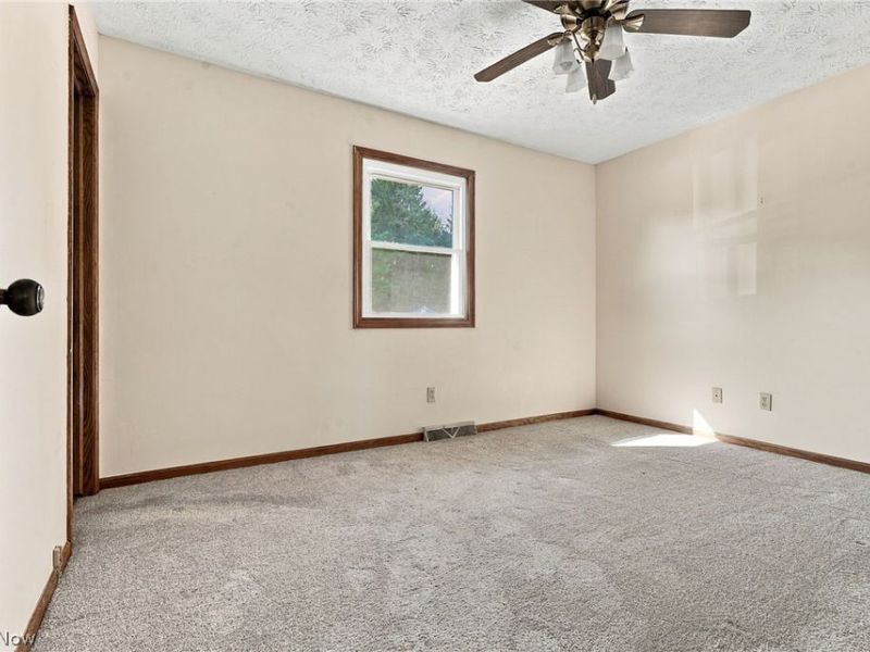 1144 Royce Street NW, Uniontown, OH 44685 Photo 12