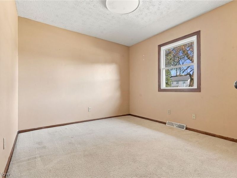 1144 Royce Street NW, Uniontown, OH 44685 Photo 16