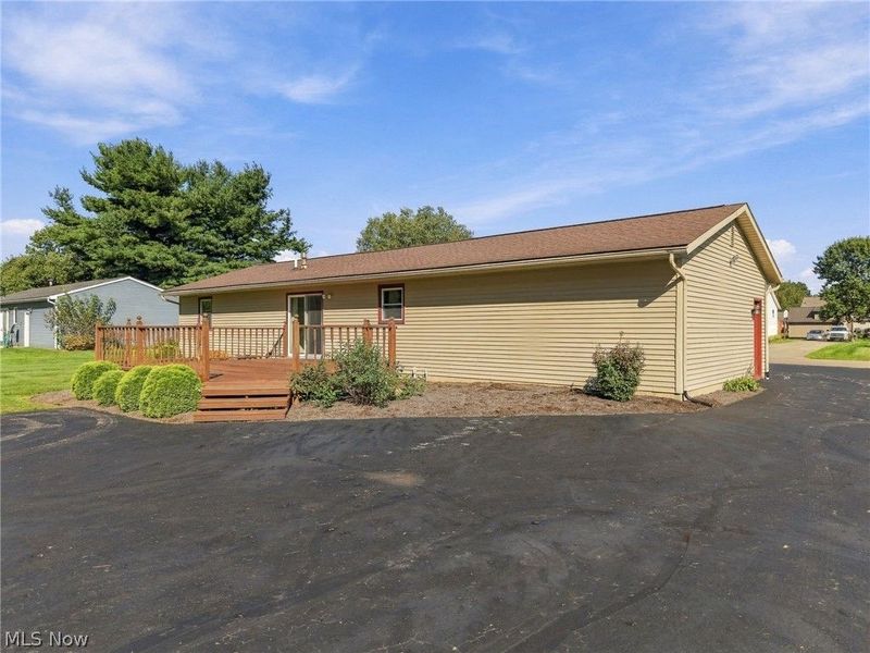 1144 Royce Street NW, Uniontown, OH 44685 Photo 24