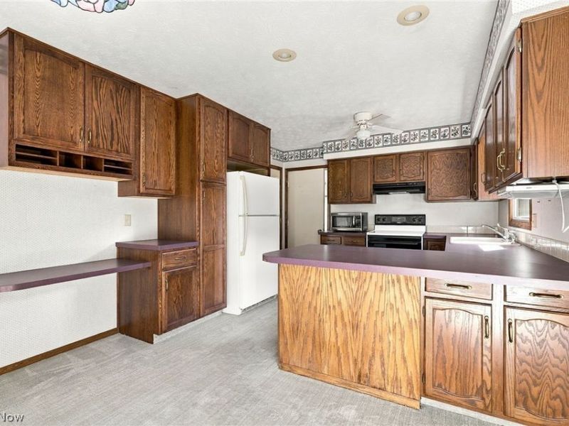 1144 Royce Street NW, Uniontown, OH 44685 Photo 9