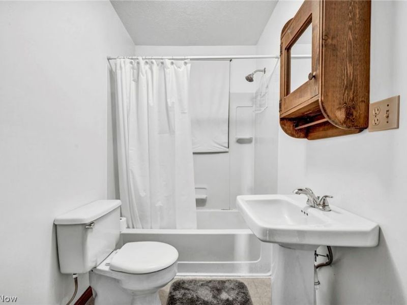 41878 Cooper Avenue, Elyria, OH 44035 Photo 16